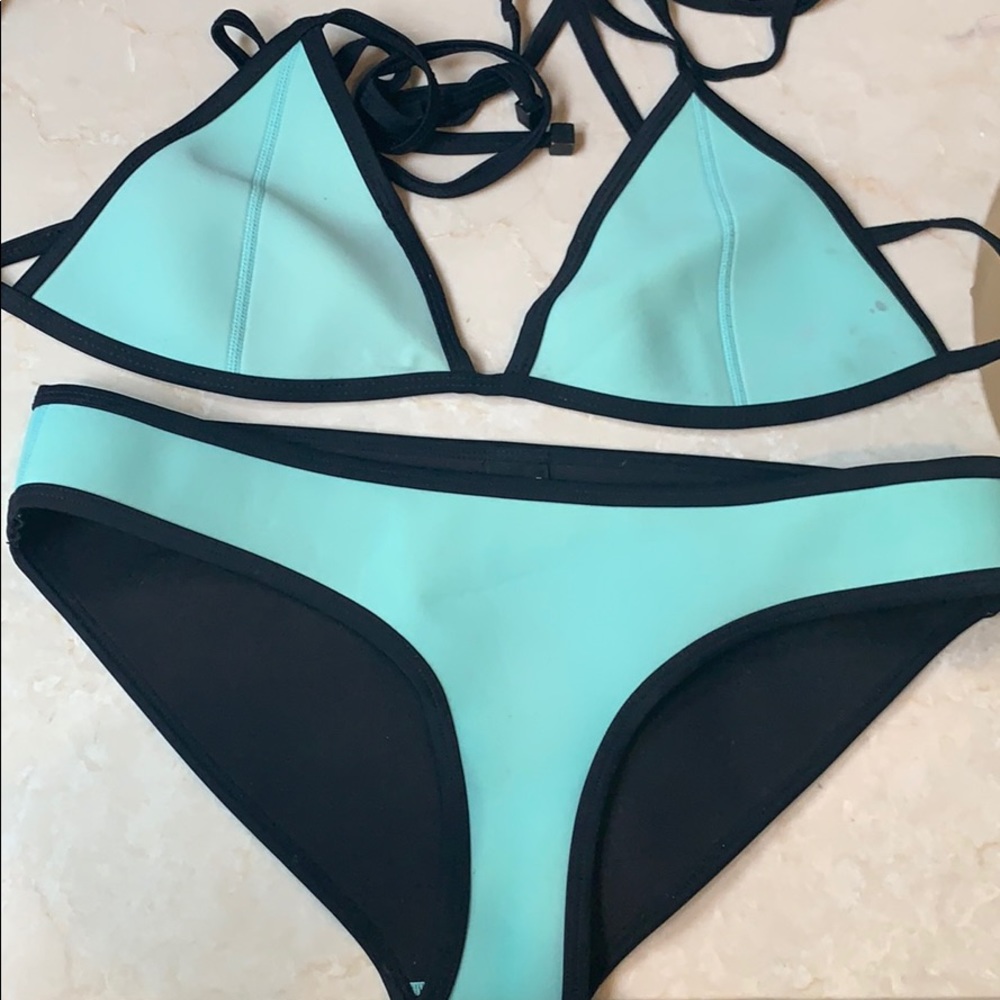Blue Triangl bikini